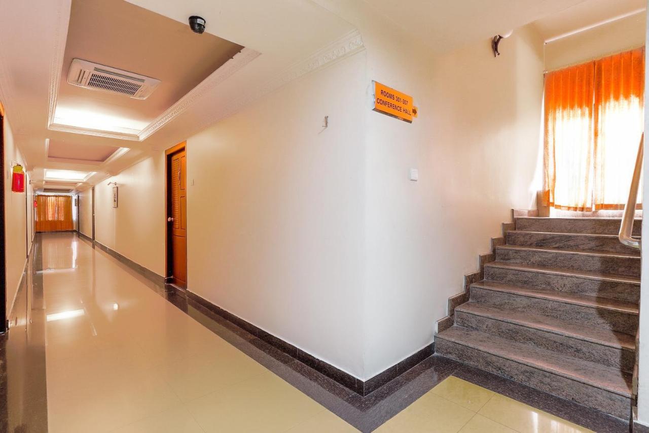 Capital O 72337 Hotel Konkan Tadka 뭄바이 외부 사진