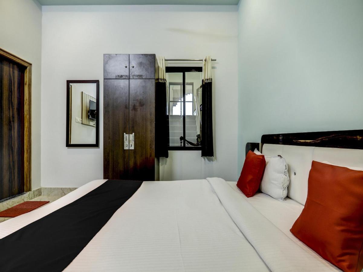 Capital O 72337 Hotel Konkan Tadka 뭄바이 외부 사진